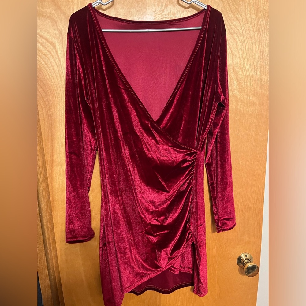 NEW Velvet Ruched Long Sleeve Wrap Mini Dress wine red Large 12
